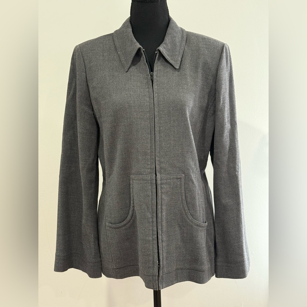 B.Bennett 10 Gray Full Zip w Shoulder Pads and Pockets 634